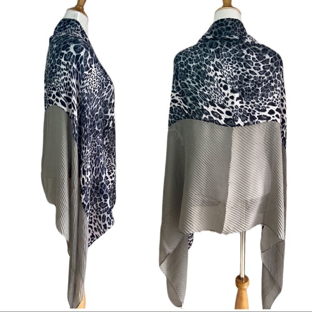 Grey Leopard Print & Solid Pleated Versatile Long Scarf - Picture 8 of 11